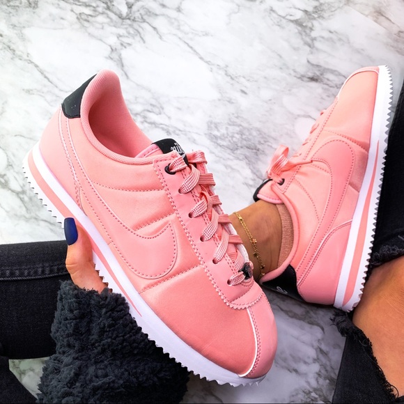 Nike Cortez Pink Coral Silk Valentines Sneaker - Picture 7 of 7